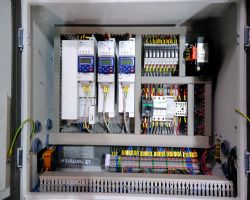 crane-electrical-panel